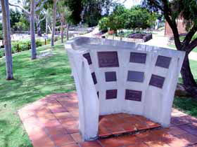 Walkers Ship Memorial - Accommodation Gladstone 0