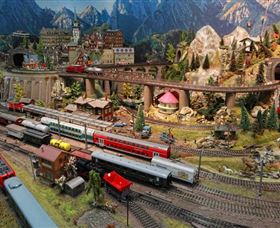 All Aboard Braemar Model Railways - Accommodation Gladstone 2