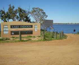 Lake Indoon - Accommodation Gladstone 1