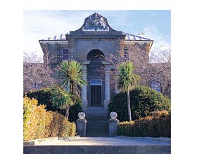 Lambie Town Walk - Accommodation Gladstone 0