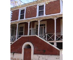 Lambie Town Walk - Accommodation Gladstone 1