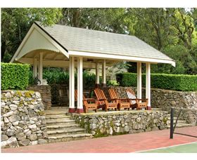 The Village Woodworks - Accommodation Gladstone 1