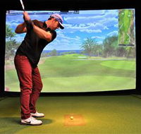 Par-Tee Virtual Golf - Accommodation Gladstone