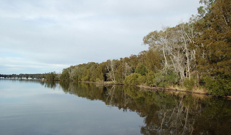 Chain Valley Bay NSW Accommodation Gladstone