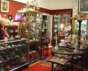 Nerilee Antiques - Accommodation Gladstone 0