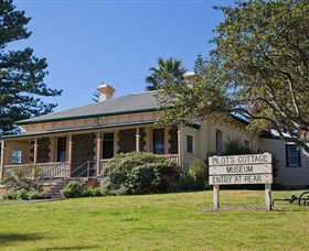 Pilots Cottage Museum - Accommodation Gladstone 0