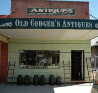 Old Codgers Antiques - Accommodation Gladstone