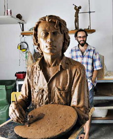 Damien Lucas Sculpture And Design - Accommodation Gladstone 0