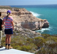 Coastal Cliffs - Accommodation Gladstone