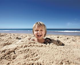 Surfers Paradise Beach - Accommodation Gladstone 3