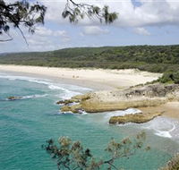 Main Beach North Stradbroke Island - Accommodation Gladstone