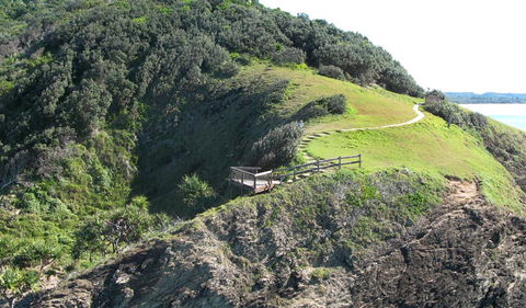 Three Sisters Walking Track - Accommodation Gladstone 2