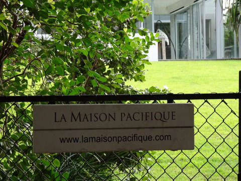 La Maison Pacifique - Accommodation Gladstone 0