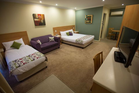 Ibis Styles Orange - Accommodation Gladstone 0