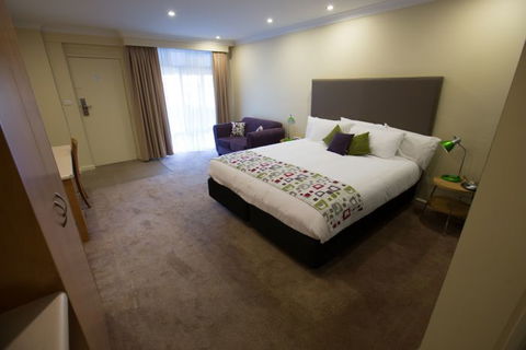 Ibis Styles Orange - Accommodation Gladstone 2