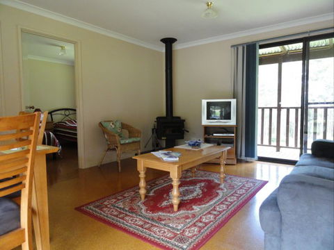 Tinglewood Cabins - Accommodation Gladstone 3