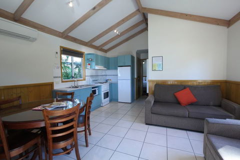 Fingal Bay Holiday Park Port Stephens - Accommodation Gladstone 2
