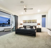 The Grand Broadbeach - Vogue Holiday Homes - Accommodation Gladstone