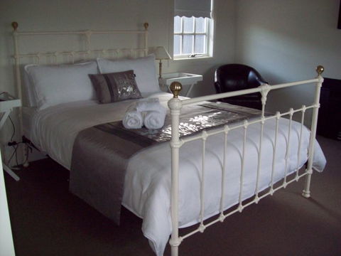 Calgary Accommodation & Killara Accommodation - Accommodation Gladstone 1