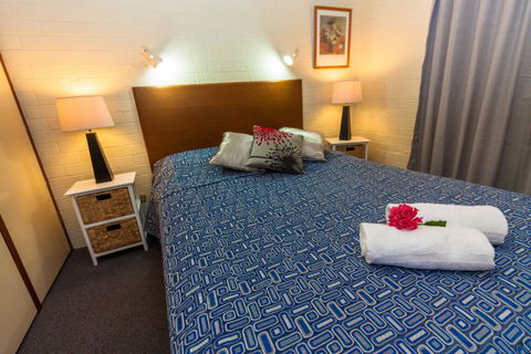 Edgewater Gardens - Accommodation Gladstone 2