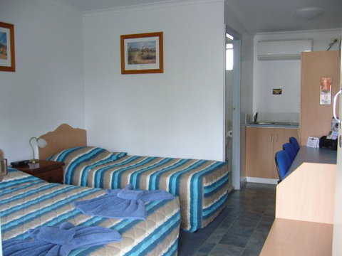 Kings Motor Inn And Steakhouse - Accommodation Gladstone 2