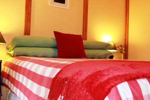 Hawke Brook Chalets - Accommodation Gladstone 8
