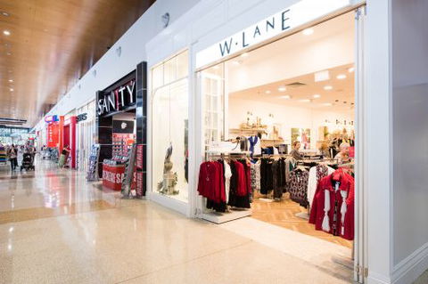 Noosa Civic Shopping Centre - Accommodation Gladstone 3