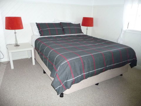 Baeside - Accommodation Gladstone 0