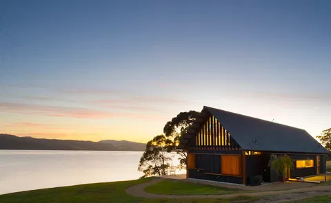 Coast House Tasmania - Accommodation Gladstone 1
