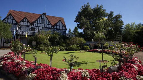 Cockington Green Gardens - Accommodation Gladstone 0