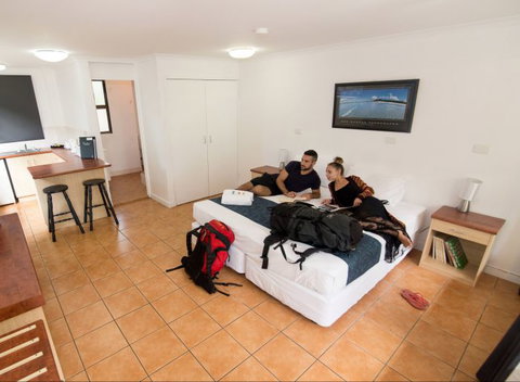 Base Airlie Beach Resort - Accommodation Gladstone 1
