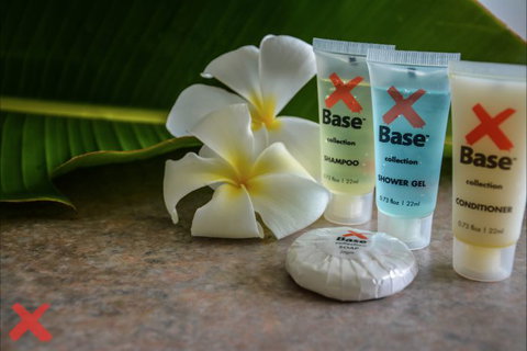 Base Airlie Beach Resort - Accommodation Gladstone 3