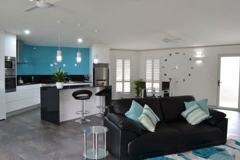 Greenwood Park Estate - Accommodation Gladstone 1