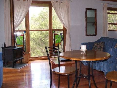Bluegums Cabins - Accommodation Gladstone 1