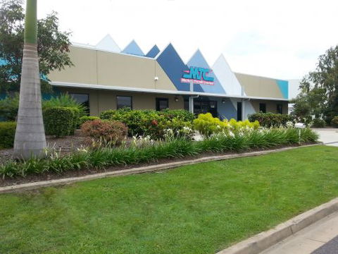 Mackay Transit Coaches - Accommodation Gladstone 1