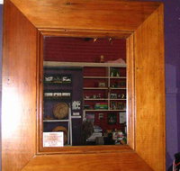 Eltham Village Gallery  Trading Company - Accommodation Gladstone