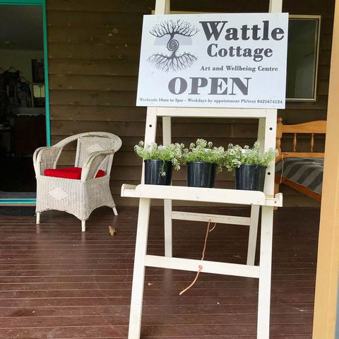 Wattle Cottage Art And Wellbeing Centre - Accommodation Gladstone 1