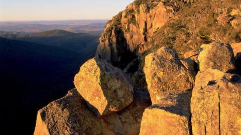 Booroomba Rocks - Accommodation Gladstone 0