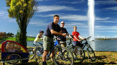 Lake Burley Griffin - Accommodation Gladstone 0