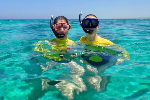 Lagoon Explorer - Ningaloo Reef Full-Day Kayaking And Snorkeling Adventure - Accommodation Gladstone 3