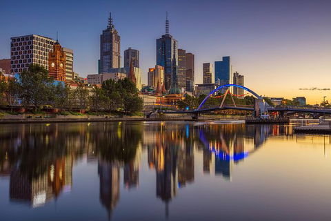 Nightlife In Melbourne: St Kilda - Accommodation Gladstone 4