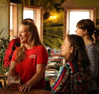 Afternoon in Melbourne Small Group Booze and History Tour - Accommodation Gladstone