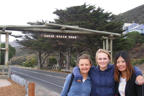 Full-Day Great Ocean Road And 12 Apostles Sunset Tour From Melbourne - Accommodation Gladstone 1