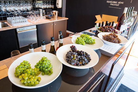Private Wine Tours From Melbourne (price/group Not Per Person) - Accommodation Gladstone 7
