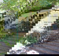 Barossa Valley Wineries Tour with Tastings and Lunch from Adelaide - Accommodation Gladstone
