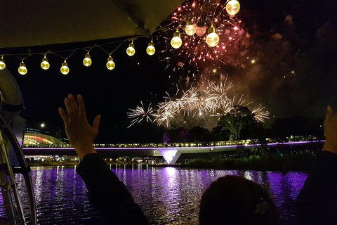 Adelaide 2-hour BBQ Boat Hire For 2 People - Accommodation Gladstone 3