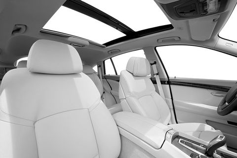 Round Trip Transfer In Private Minivan From-to Airport ADL In Adelaide Downtown - Accommodation Gladstone 1