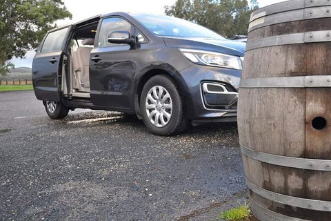 Minibus Winery Custom Tour (up To 7 People) - Accommodation Gladstone 0