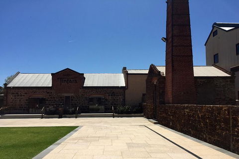 The Intimate Wine Tasting Experiences And Boutique Wines - Accommodation Gladstone 14