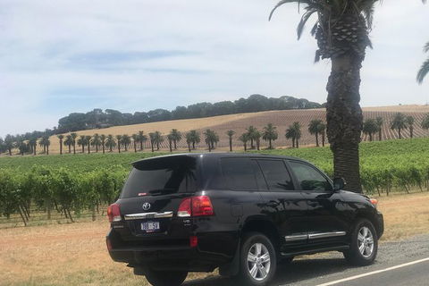 Private Tour 1-6 Passengers Wine Tasting & Or Sightseeing - Accommodation Gladstone 5